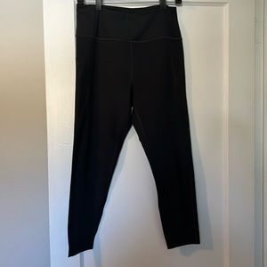 Black leggings from Girlfriend collective